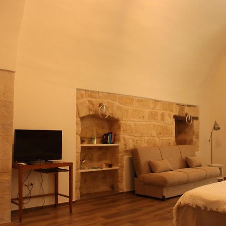 Vita Lenta Apulian Rooms Трани Экстерьер фото